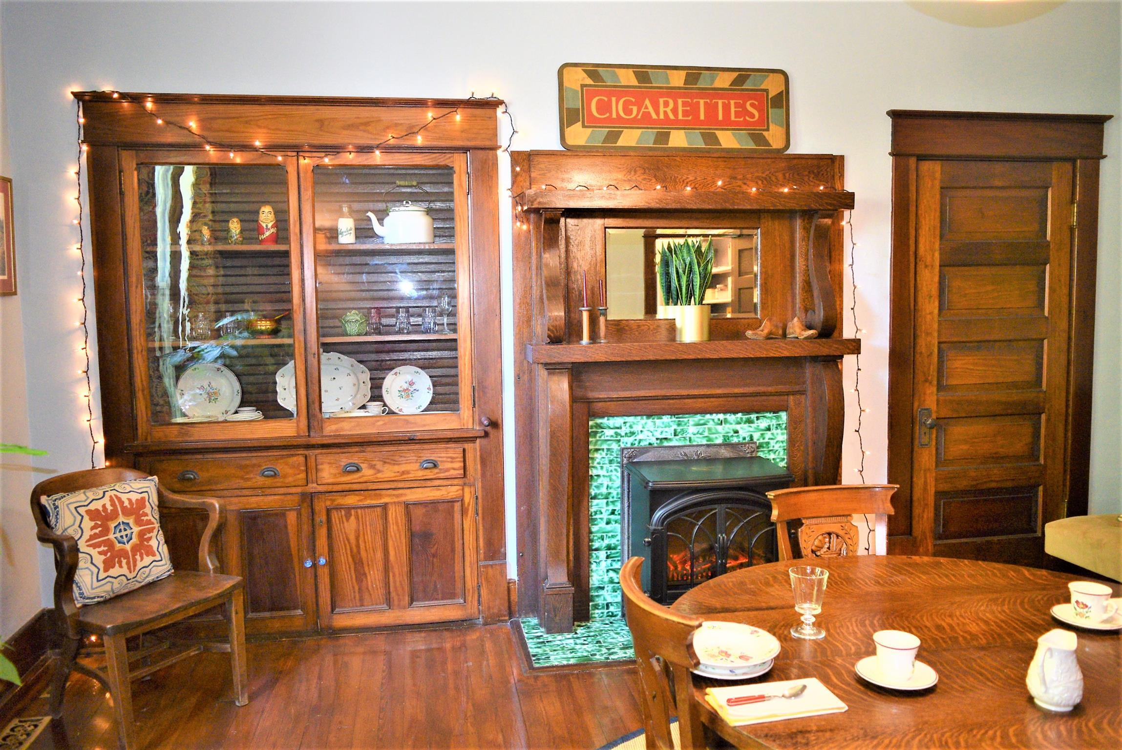 425 Spring Street Guthrie, KY 42234 - Photo 13 of 30 a living room with furniture and a fireplace