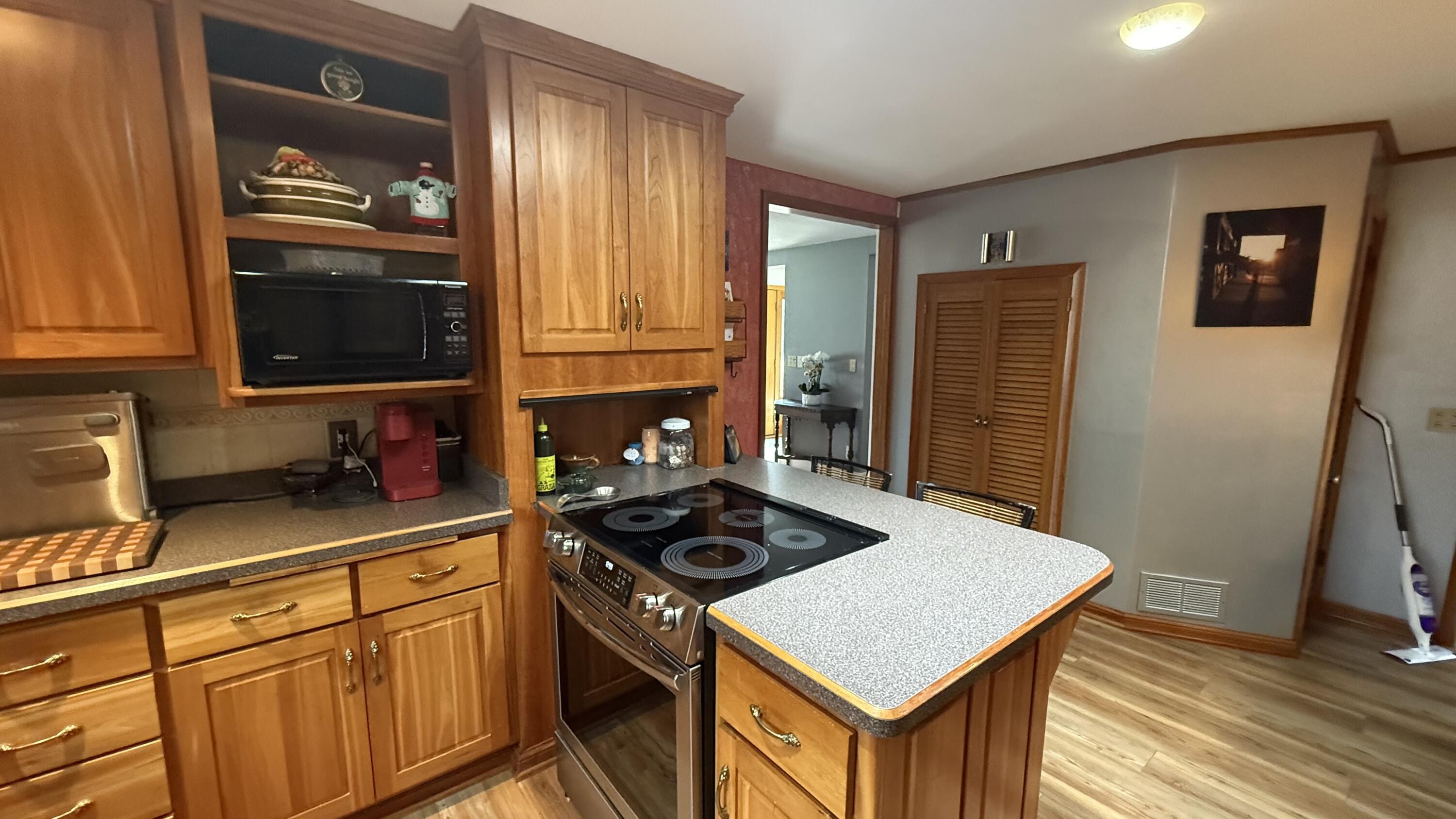 6516 Green Ridge Drive Mount Pleasant, WI 53406 - Photo 22 of 41 IMG_4712