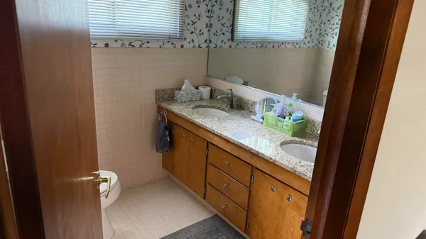 $395,000 | 6516 Green Ridge Drive, Mount Pleasant, WI 53406