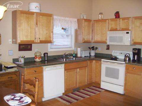 5155 Reid Road Swartz Creek, MI 48473 - Photo 9 of 13 20243444-8.JPG