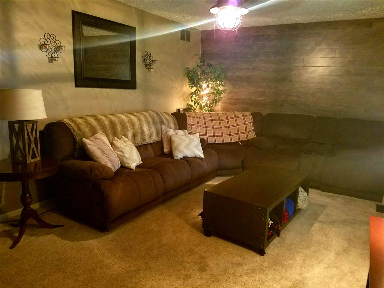 1405 Zartman Road Kokomo, IN 46902 - Photo 3 of 12 Gallery Image 3