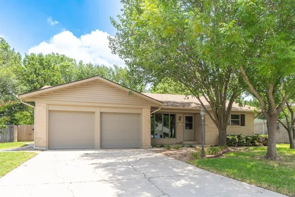 $199,000 | 308 Willow Way, Gainesville, TX 76240