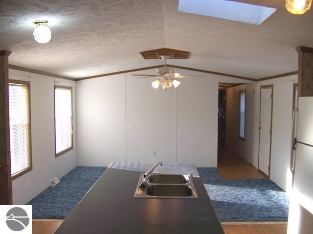 1561 West 18 Road Mesick, MI 49668 - Photo 6 of 13 1734972-5.JPG
