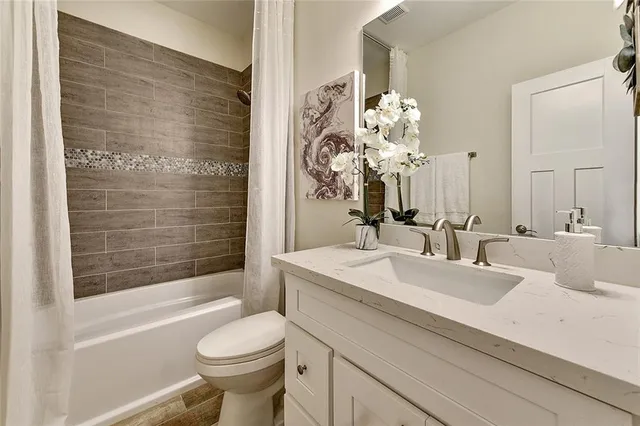 $2,800 | Undisclosed Address, New Orleans, LA 70122