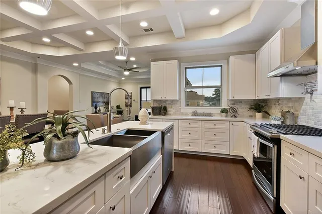 $2,800 | Undisclosed Address, New Orleans, LA 70122