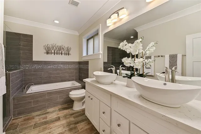 $2,800 | Undisclosed Address, New Orleans, LA 70122