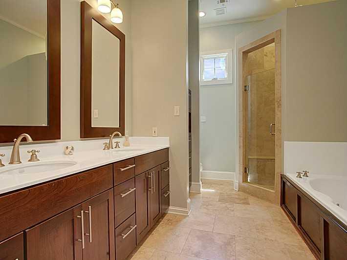 1015 Pleasant Street New Orleans, LA 70115 - Photo 9 of 14