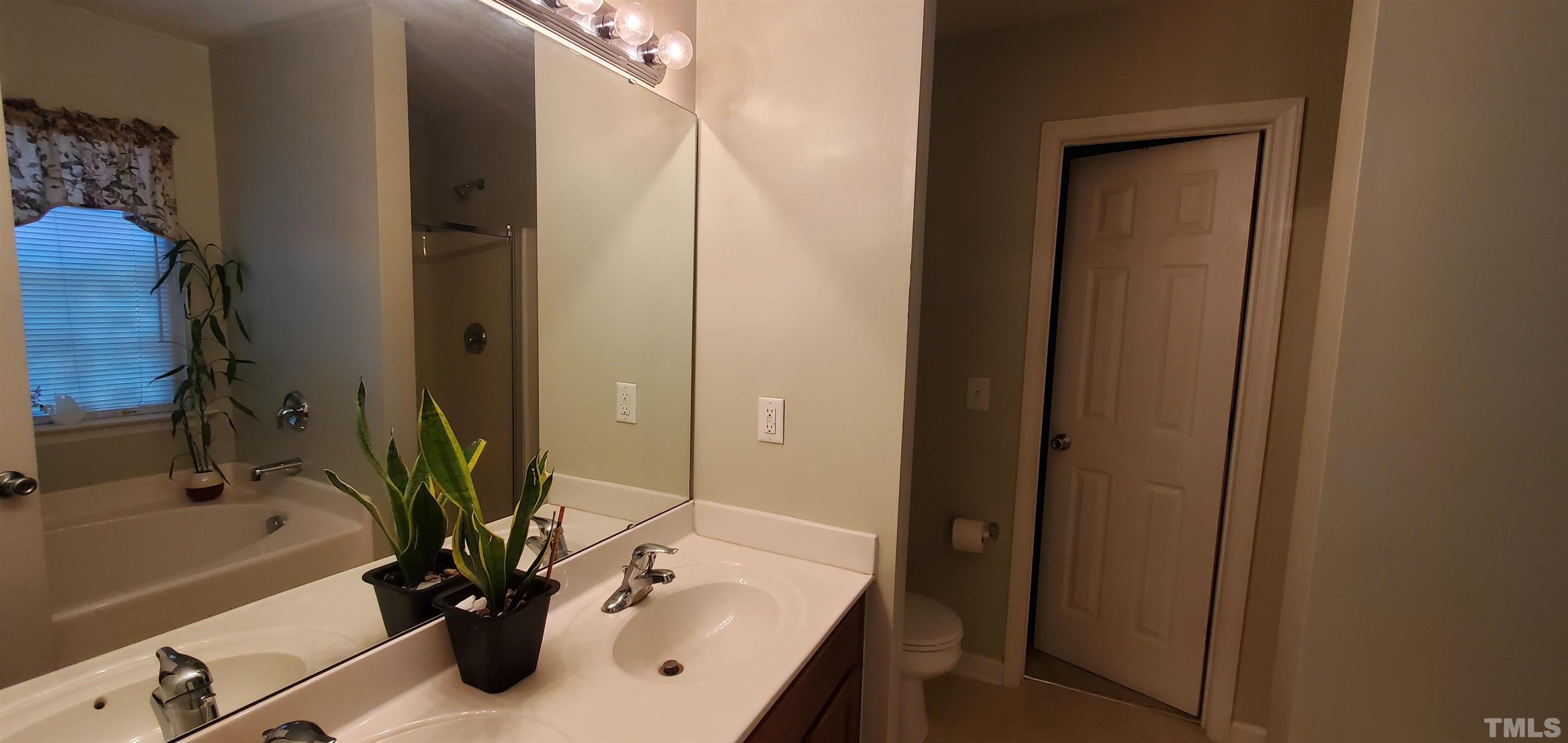 1404 Cricket Ridge Drive Raleigh, NC 27610 - Photo 14 of 21 Gallery Image 14