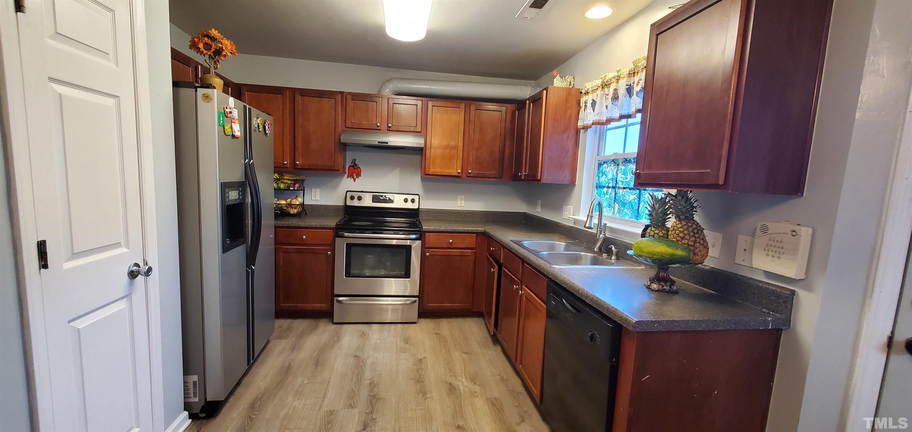 1404 Cricket Ridge Drive Raleigh, NC 27610 - Photo 10 of 21 Gallery Image 10