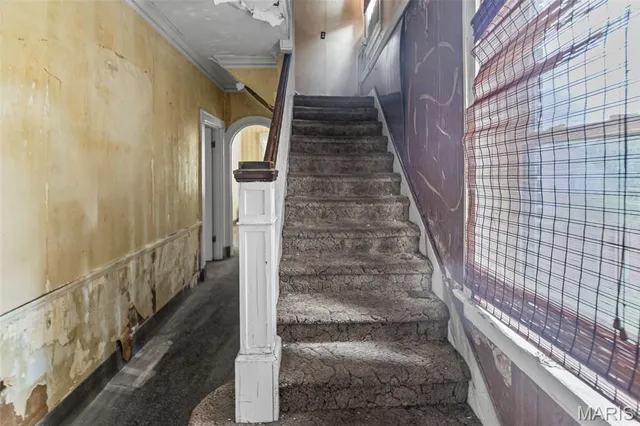 $32,000 | 622 Alhambra Court, East St. Louis, IL 62205