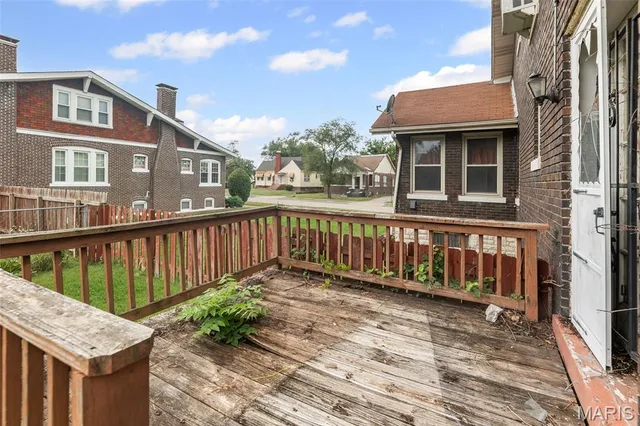 $32,000 | 622 Alhambra Court, East St. Louis, IL 62205