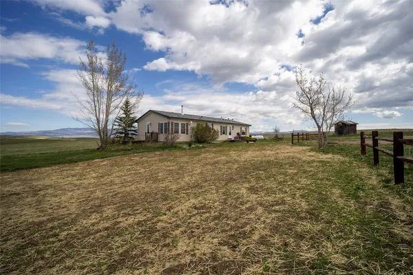 $660,000 | 42650 McGuire Lane, Hayden, CO 81639