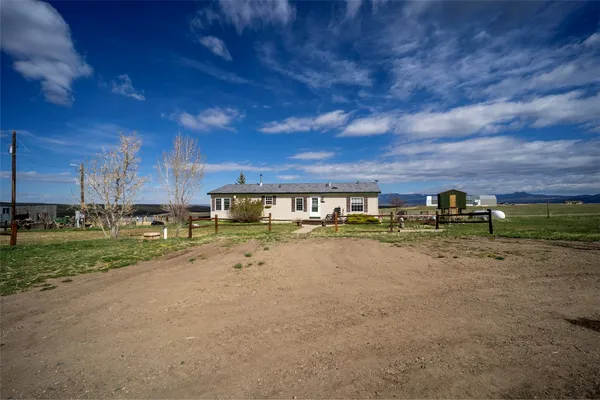 $660,000 | 42650 McGuire Lane, Hayden, CO 81639