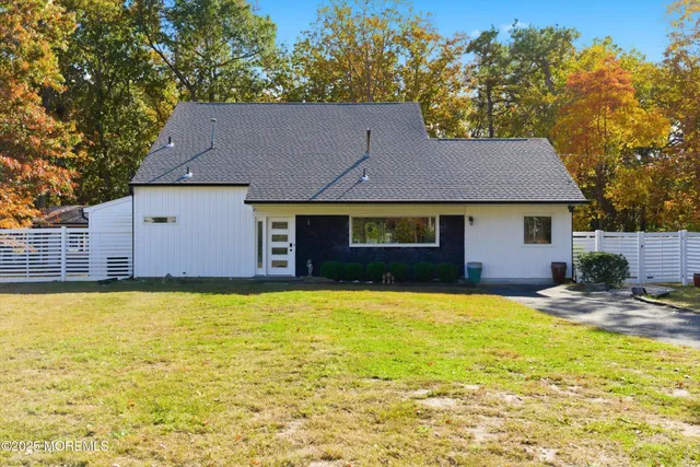 $700,000 | 409 Aldrich Road, Howell, NJ 07731