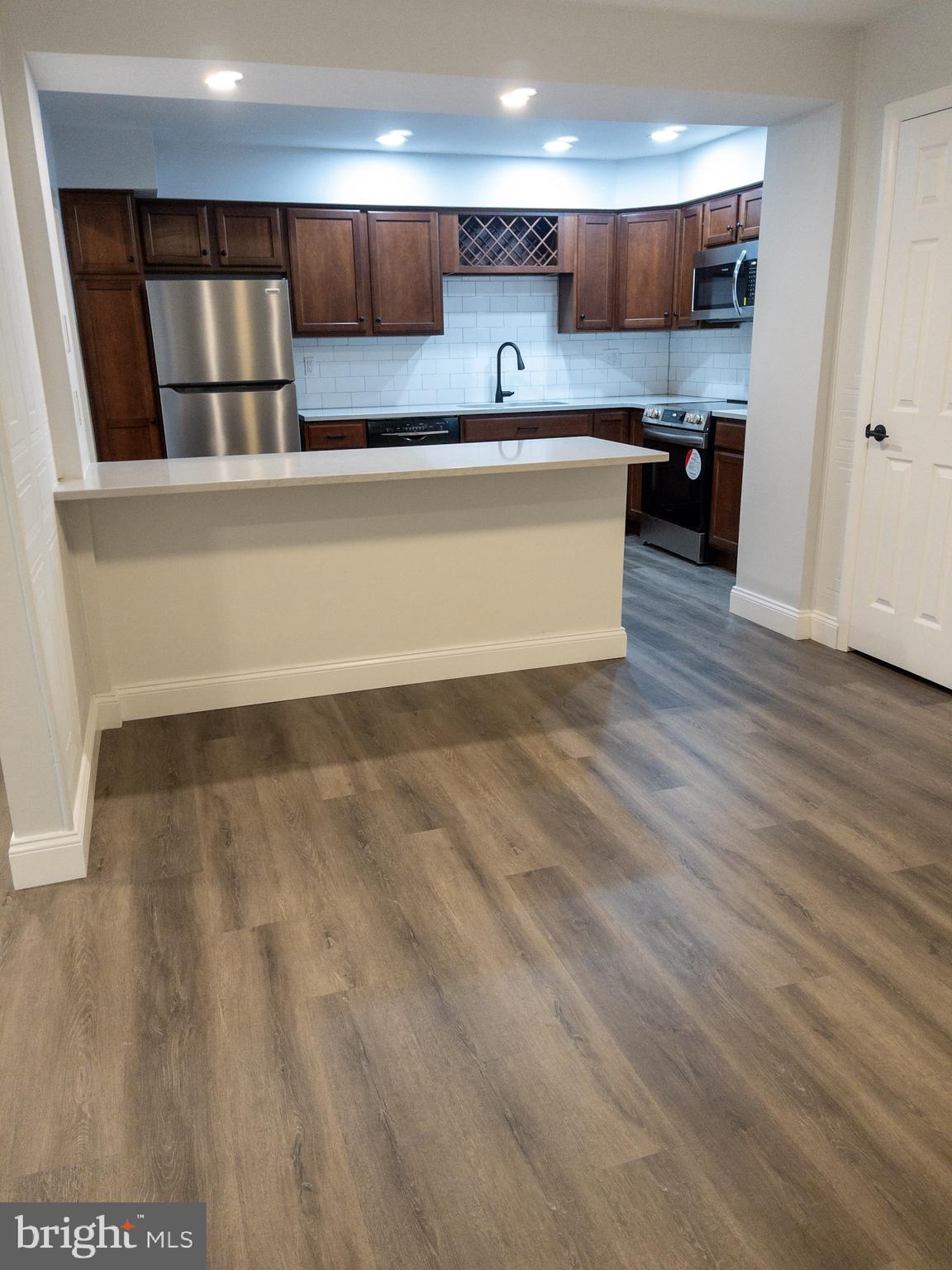 210 Providence Forge Road Royersford, PA 19468 - Photo 7 of 23 Kitchen / Dining