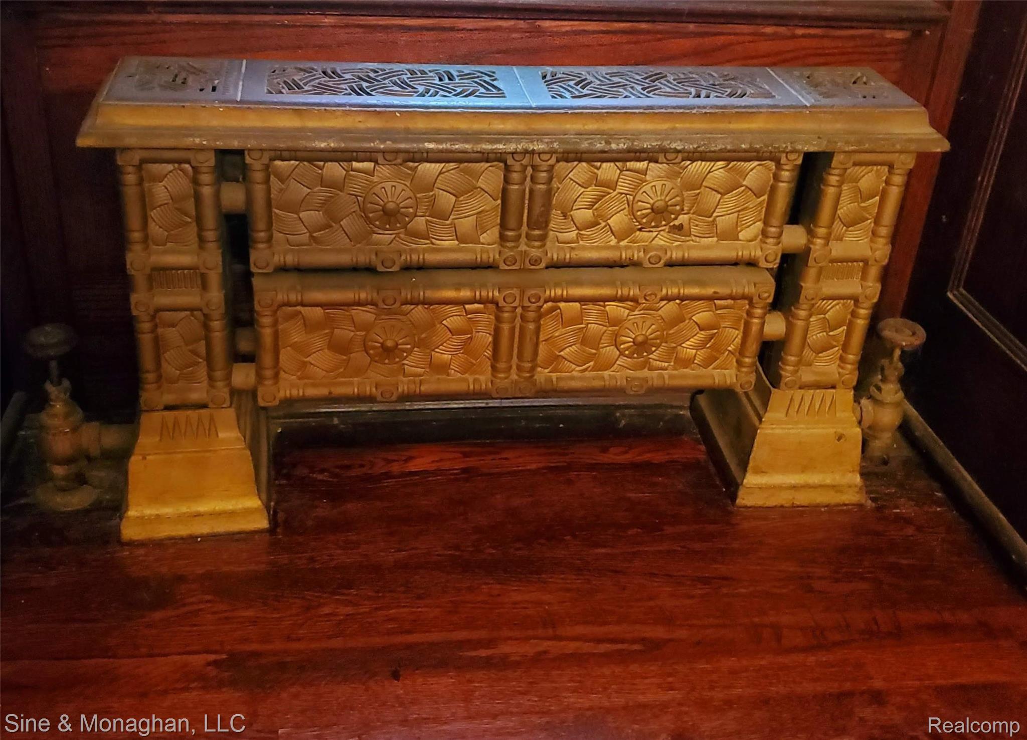 654 North Riverside Avenue St. Clair, MI 48079 - Photo 24 of 70 16.jpg