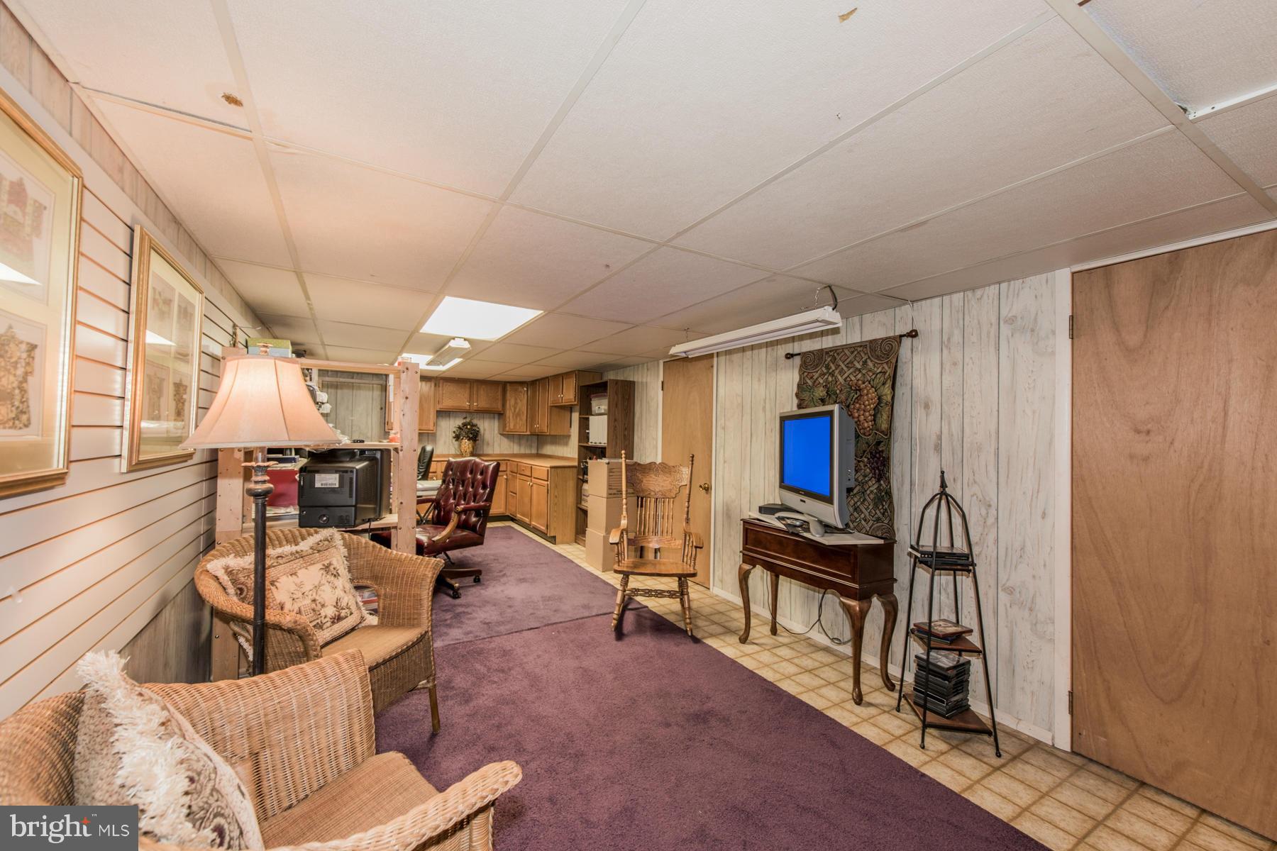 66 Circle Road Pasadena, MD 21122 - Photo 22 of 29 Lower Level Living