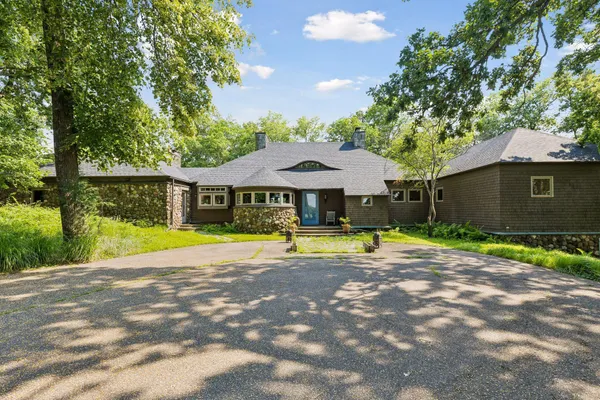$2,989,000 | 2465 French Lake Road, Wayzata, MN 55391