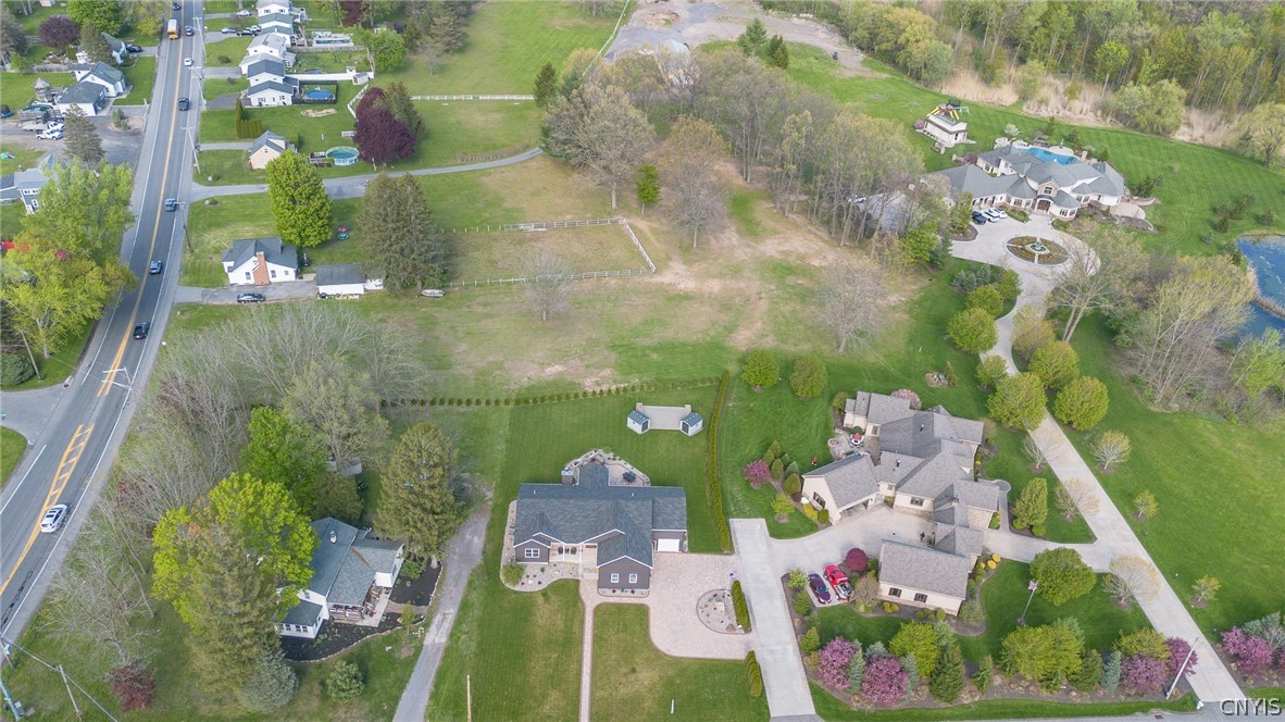1410 Allen Road Clay, NY 13212 - Photo 4 of 50