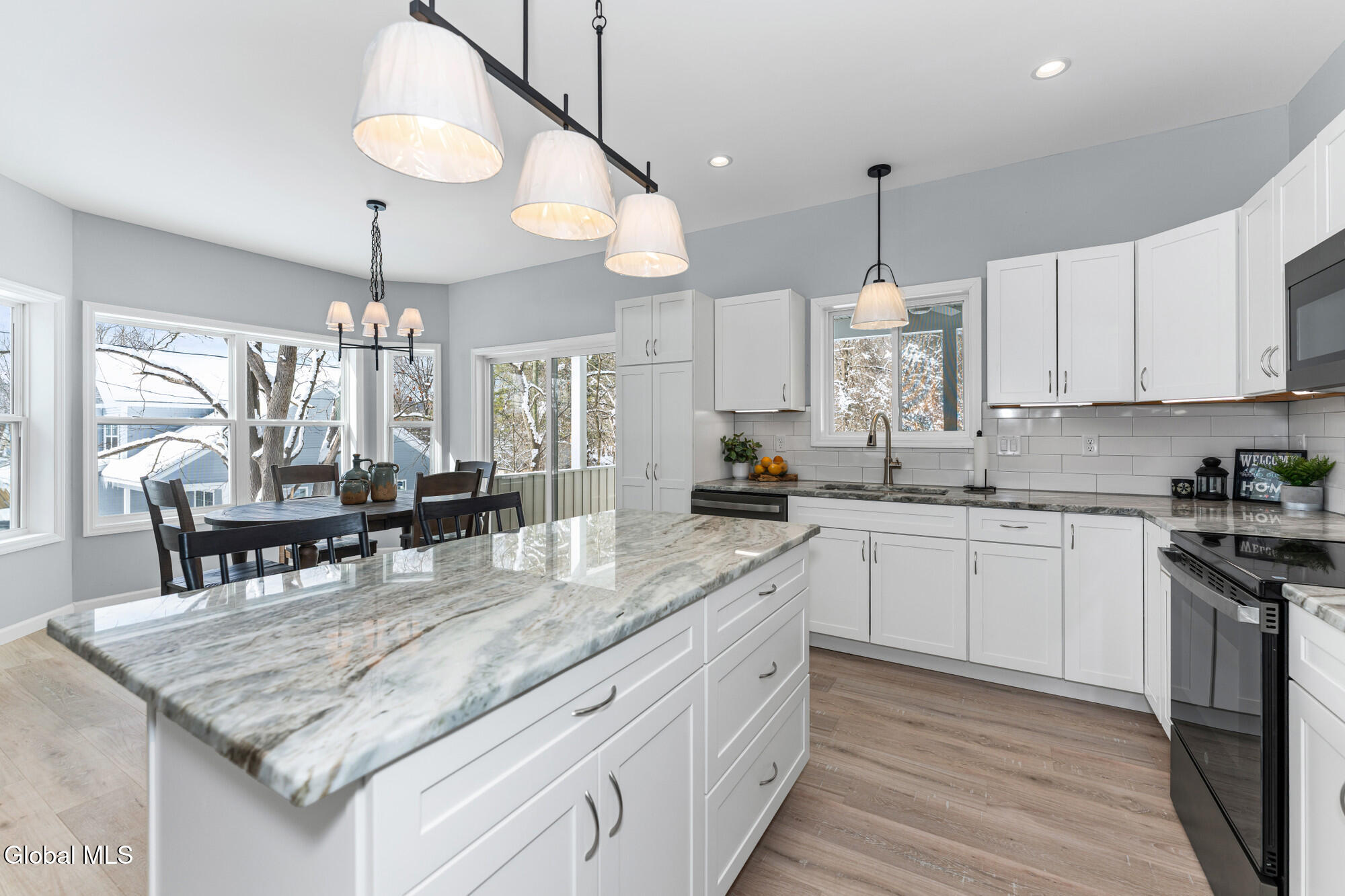 176 Montray Road Queensbury, NY 12804 - Photo 19 of 49 3 Kitchen 4