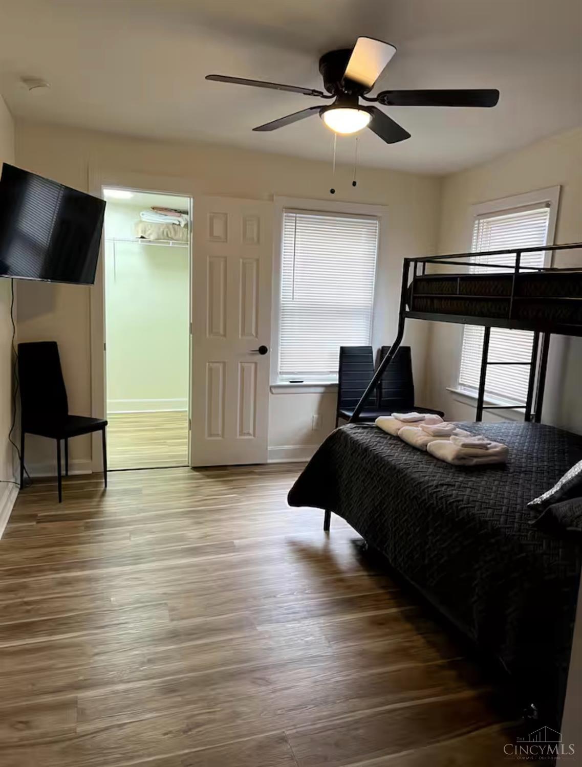 1312 Spring Street Cincinnati, OH 45202 - Photo 22 of 86 Unit 1 - Bedroom 2 with walk in closet