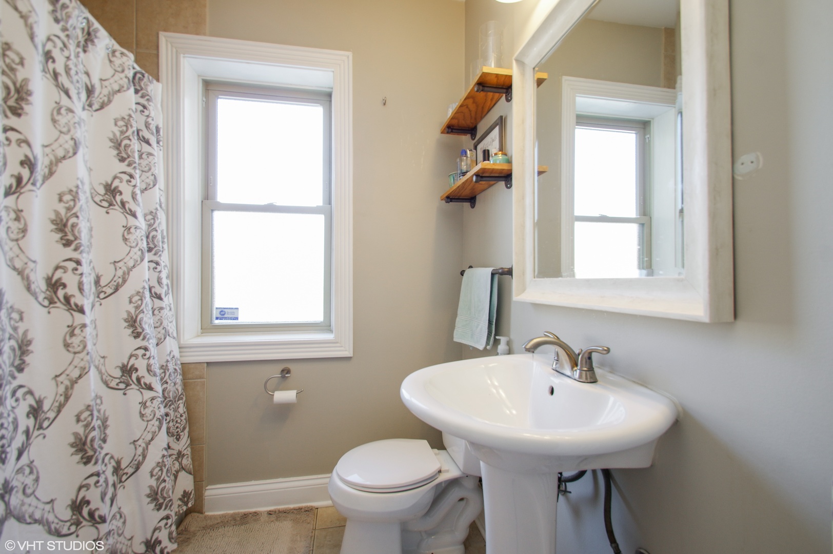 2844 West Addison Street, Unit 1N Chicago, IL 60618 - Photo 7 of 8