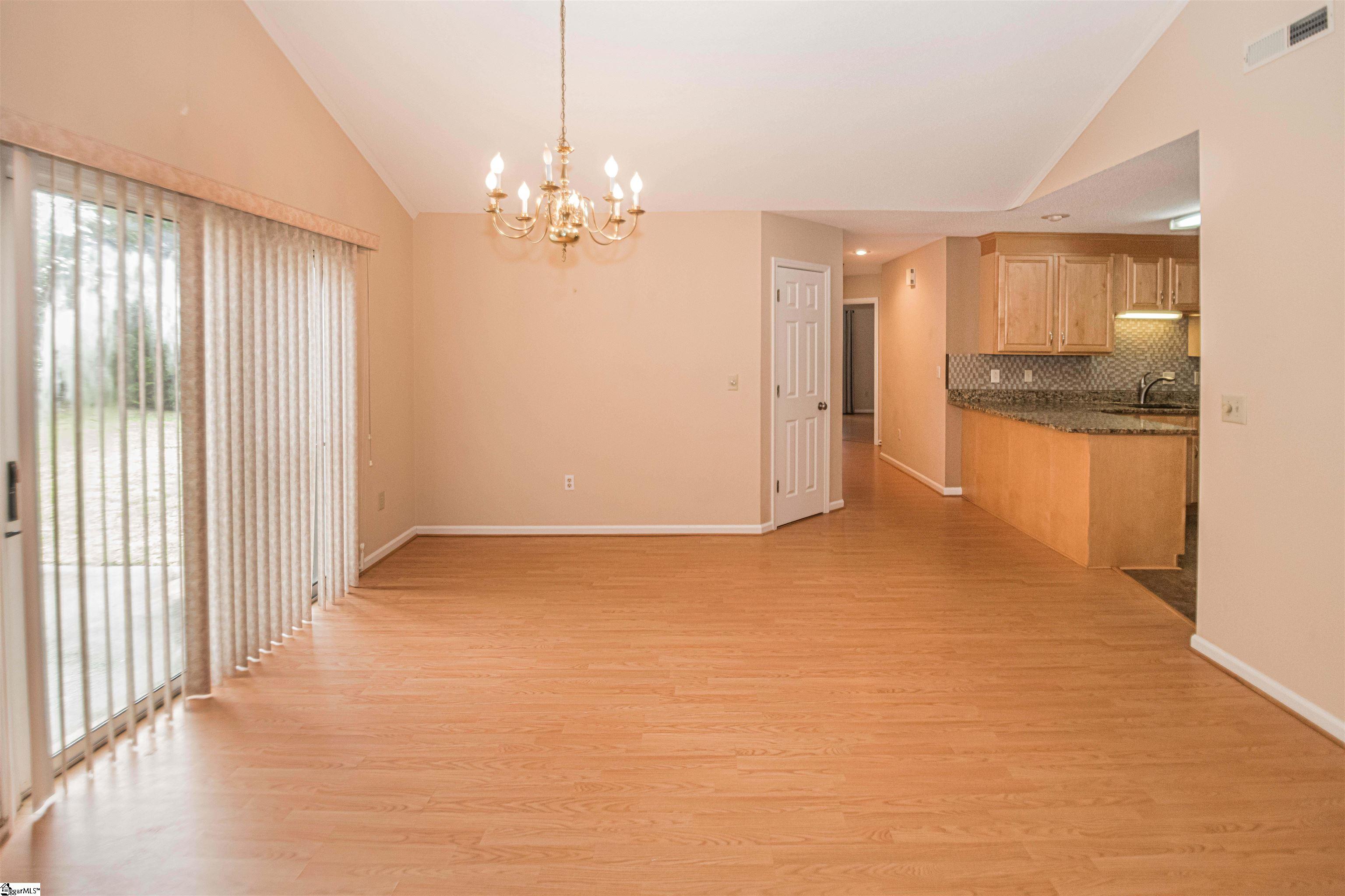 113 Cobblestone Circle Anderson, SC 29621 - Photo 5 of 34 Gallery Image 5