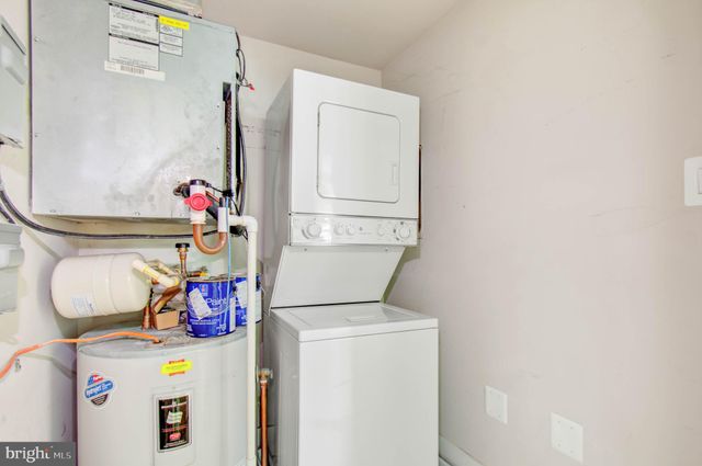 $330,000 | 1907 3rd Street Northwest, Unit 204, Washington, DC 20001