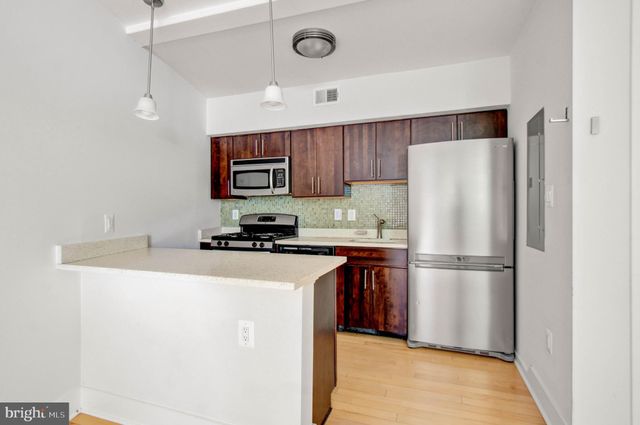 $330,000 | 1907 3rd Street Northwest, Unit 204, Washington, DC 20001