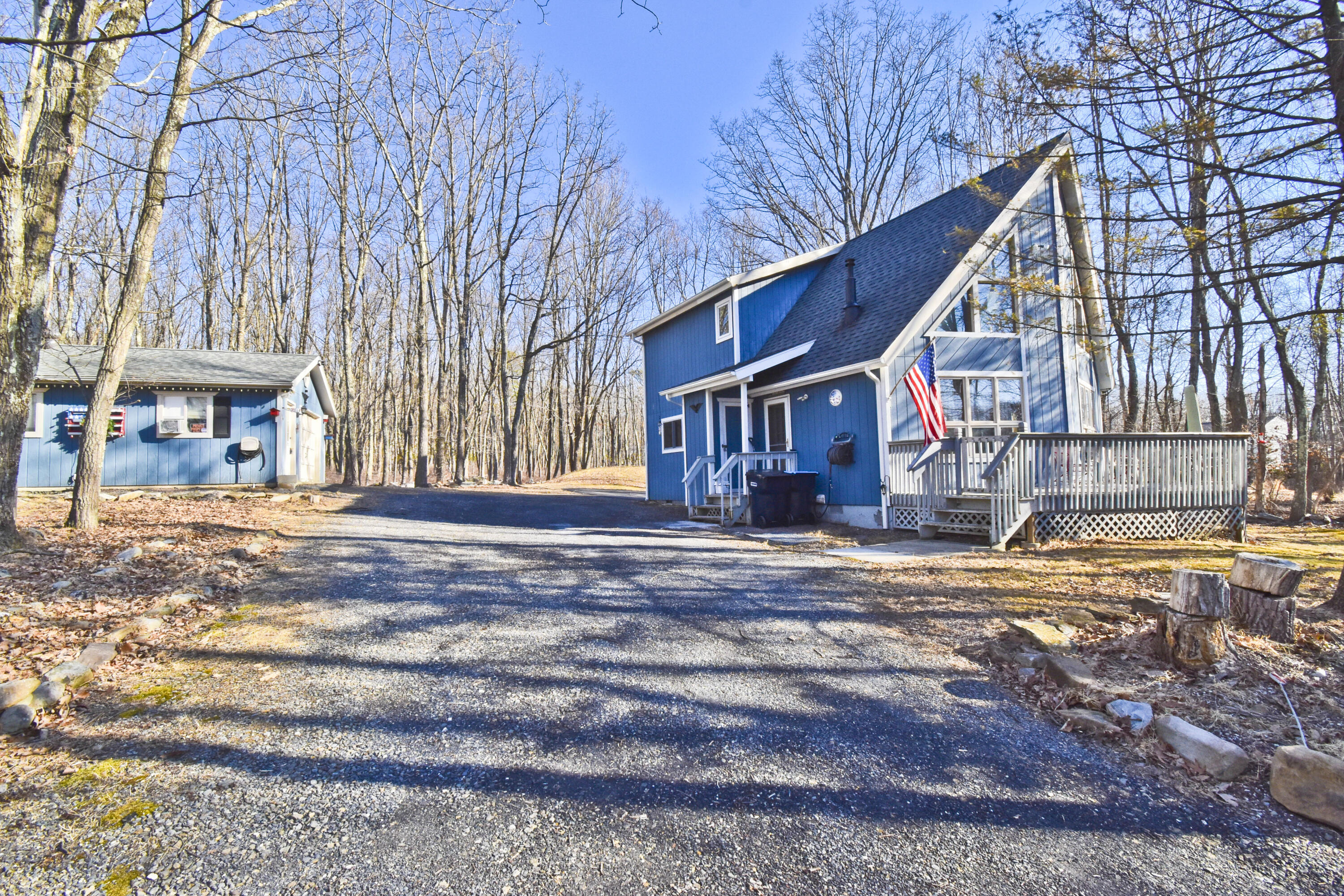 2181 Village Road Effort, PA 18330 - Photo 1 of 35 1