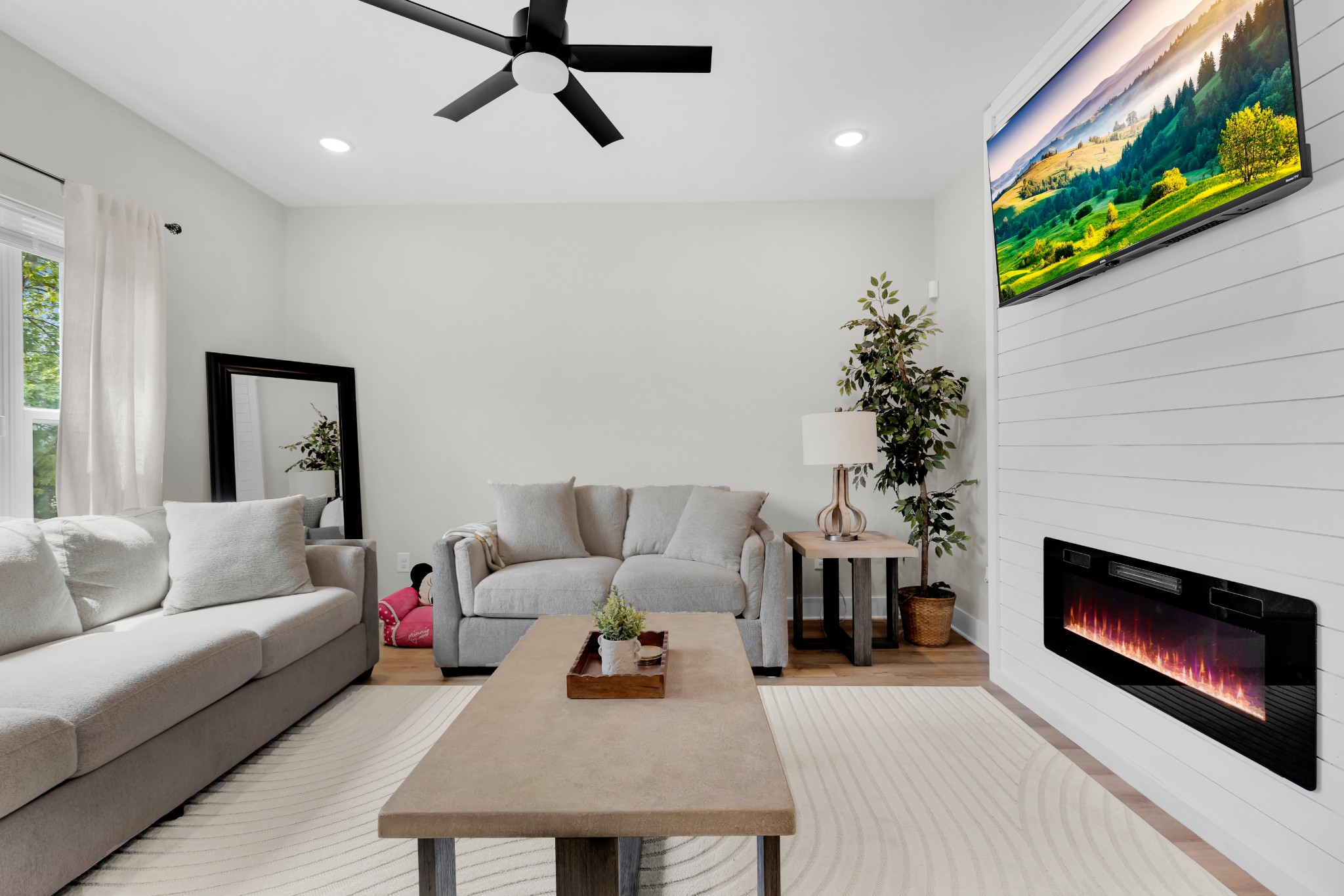 795 19th Avenue West Springfield, TN 37172 - Photo 8 of 23