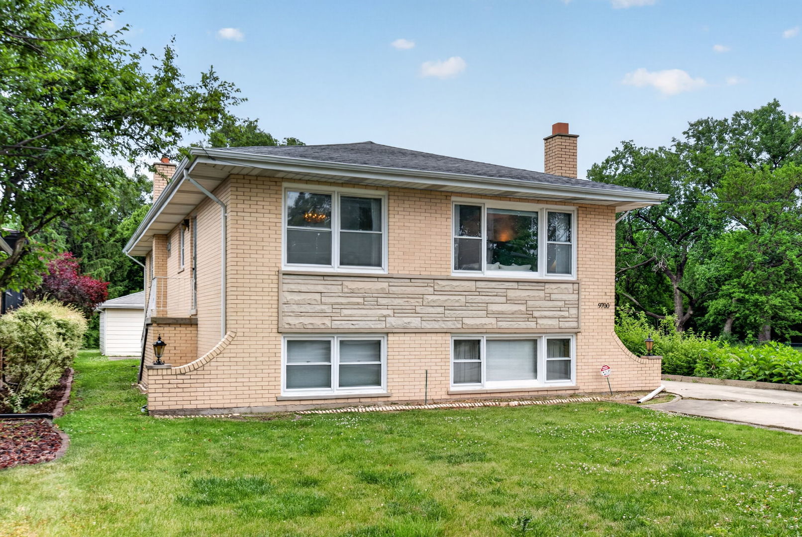 9700 West 58th Street Countryside, IL 60525 - Photo 5 of 57
