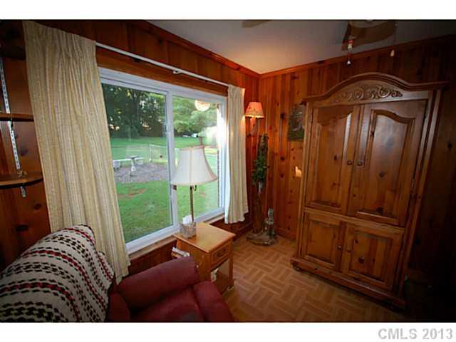 309 Boyce Road Charlotte, NC 28211 - Photo 9 of 16 Gallery Image 9