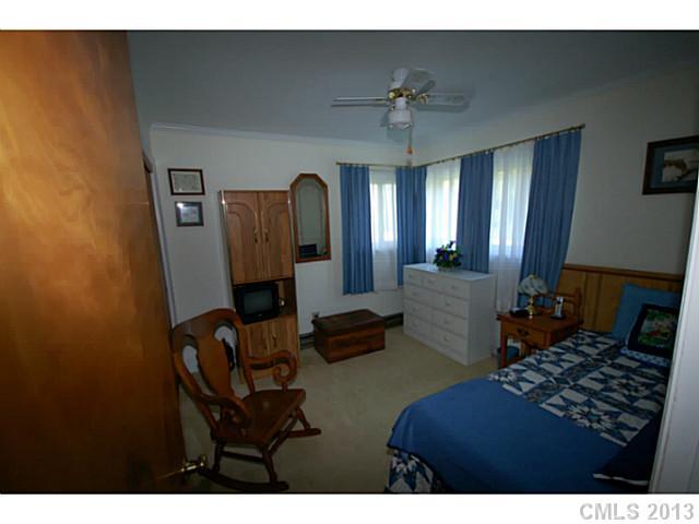309 Boyce Road Charlotte, NC 28211 - Photo 10 of 16 Gallery Image 10