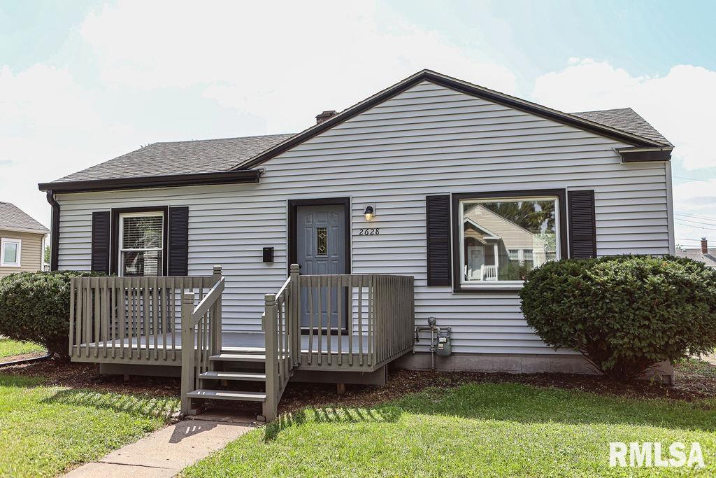 2628 38th Avenue Moline, IL 61265 - Photo 12 of 28