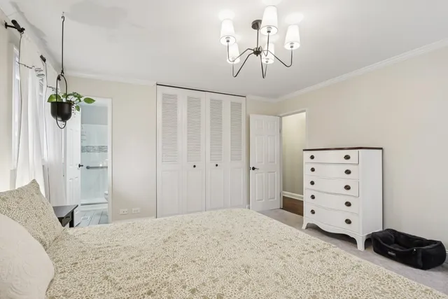 $495,000 | 2608 York Court, Woodridge, IL 60517