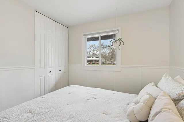 $495,000 | 2608 York Court, Woodridge, IL 60517