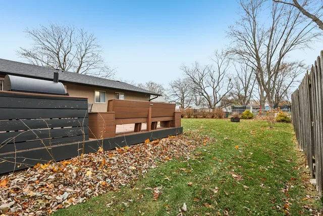 $495,000 | 2608 York Court, Woodridge, IL 60517