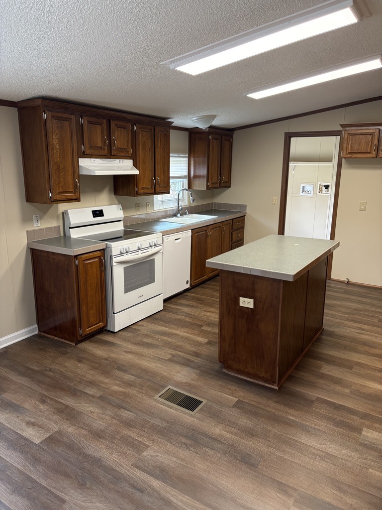 197 Switchboard Road Alexandria, TN 37012 - Photo 6 of 24 Gallery Image 6
