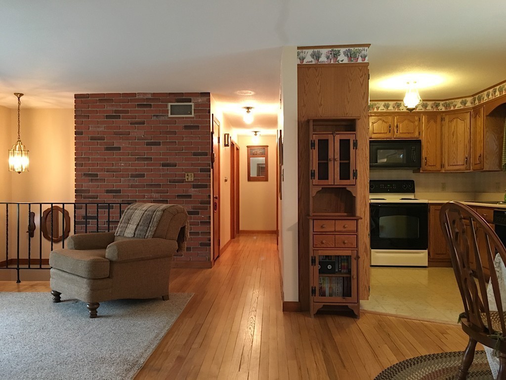 127 Greenfield Road Montague, MA 01351 - Photo 5 of 30 Gallery Image 5