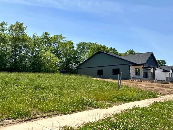 $139,900 | 2925 Wild Goose, Stoughton, WI 53589