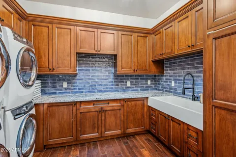 $12,295,000 | 7533 North 70th Street, Paradise Valley, AZ 85253