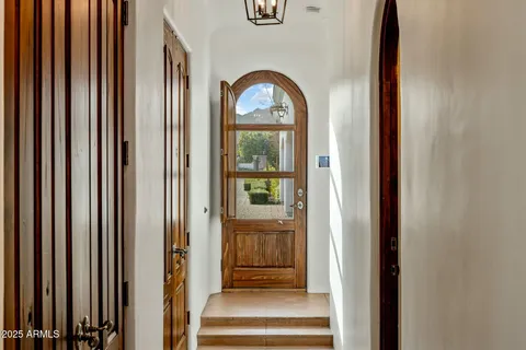 $12,295,000 | 7533 North 70th Street, Paradise Valley, AZ 85253