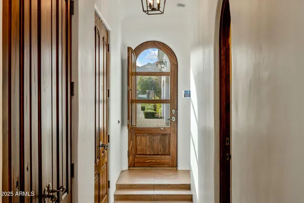 $12,295,000 | 7533 North 70th Street, Paradise Valley, AZ 85253