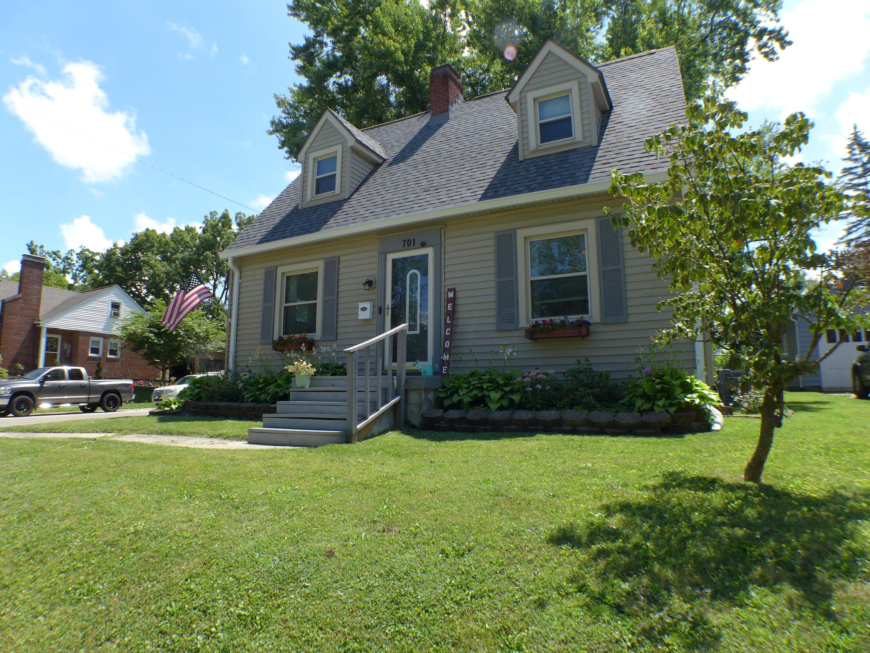 701 West 2nd Street Springfield, OH 45504 - Photo 1 of 31 P1150311