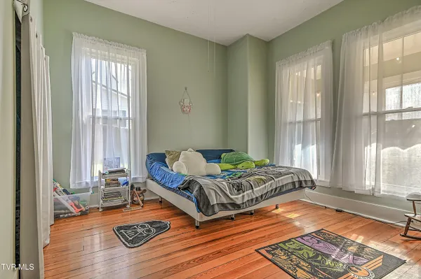 $293,000 | 316 West Jackson Street, Gate City, VA 24251