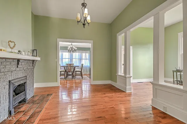 $294,000 | 316 West Jackson Street, Gate City, VA 24251