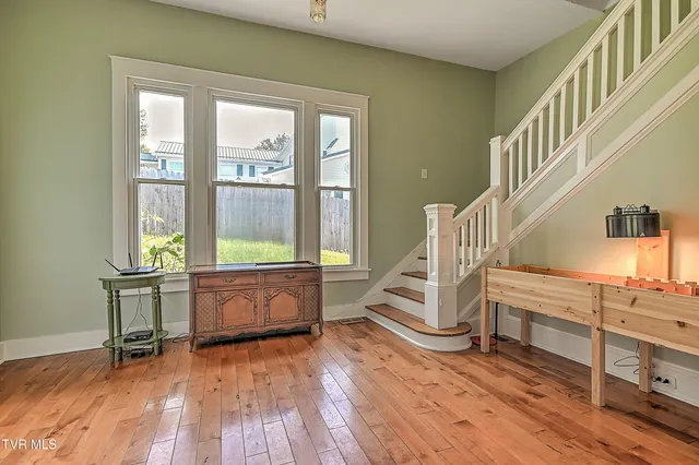 $294,000 | 316 West Jackson Street, Gate City, VA 24251