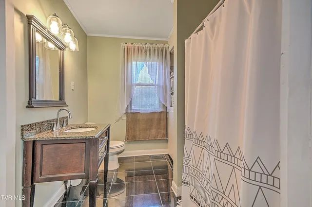 $294,000 | 316 West Jackson Street, Gate City, VA 24251