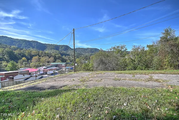 $293,000 | 316 West Jackson Street, Gate City, VA 24251